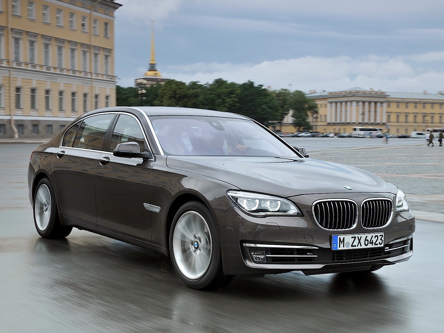 BMW 7 Series (F01/02) Facelift 2012, 2013, 2014, 2015