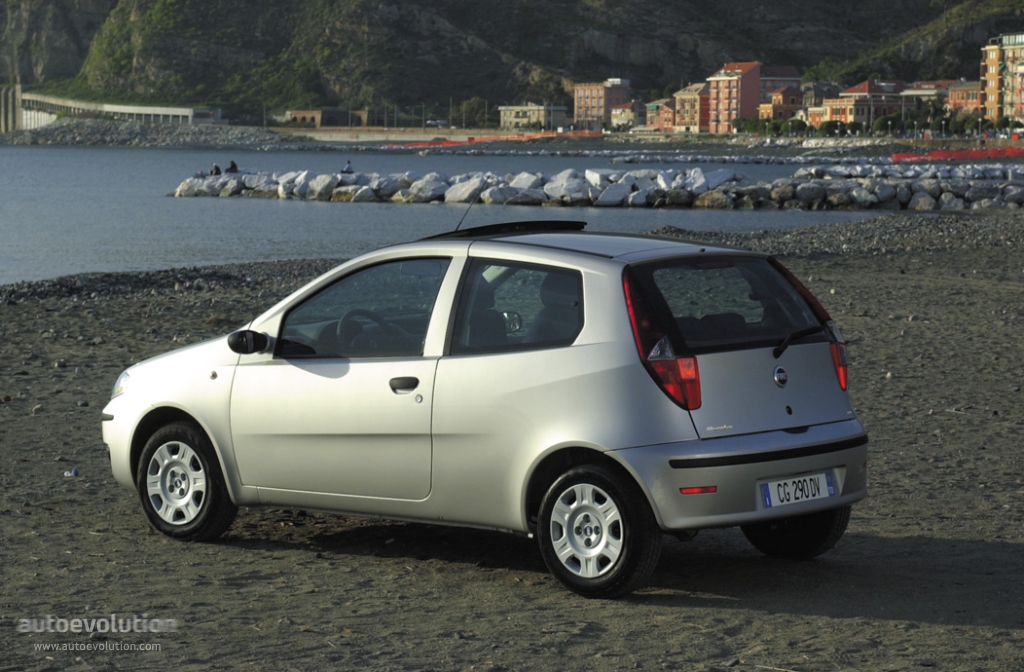 Fiat Punto 3-DOOR 2000-2005 5% Limousine Hinten Vorgeschnittene Scheibentönung