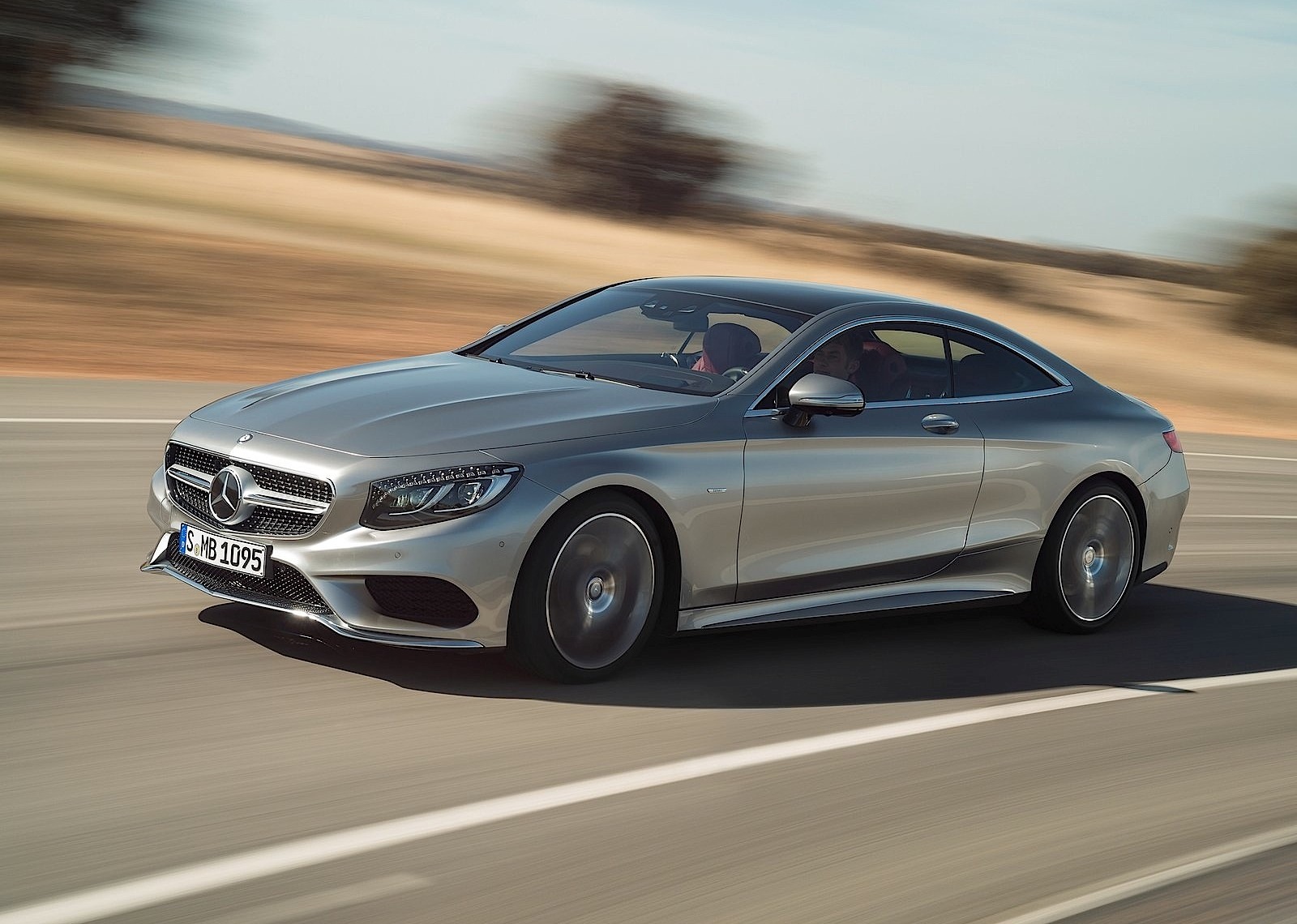 MERCEDES-BENZ-S-63-AMG-Coupe-5126_29.jpg