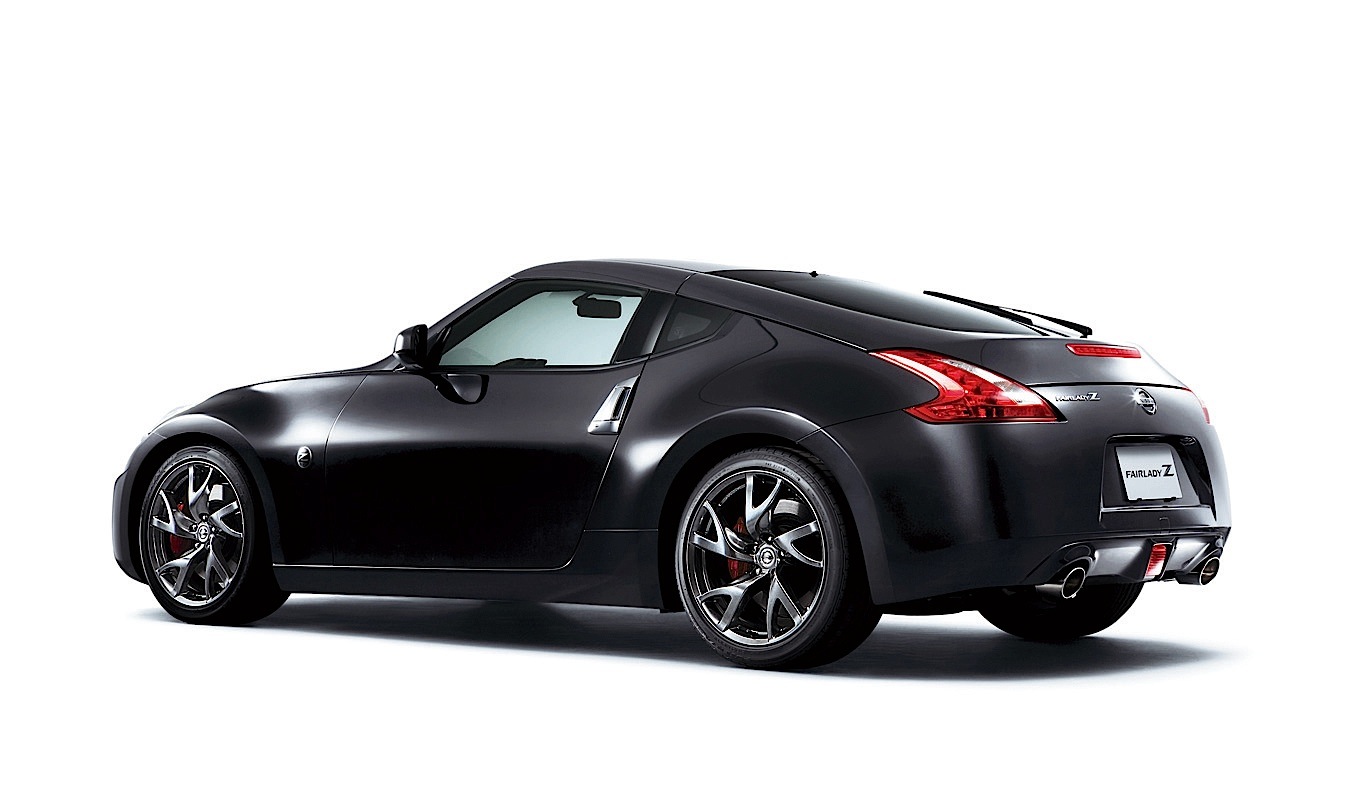 When will the 2012 nissan 370z be available #4
