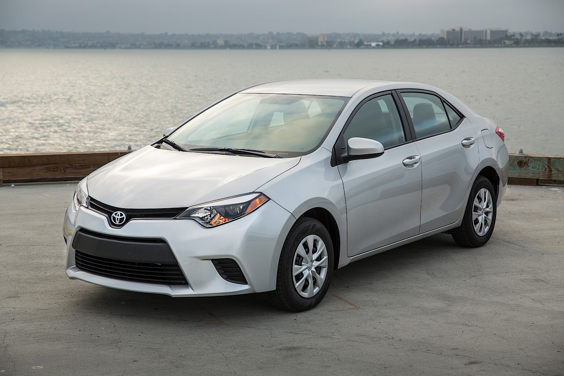 what is the gross weight of a toyota corolla #5
