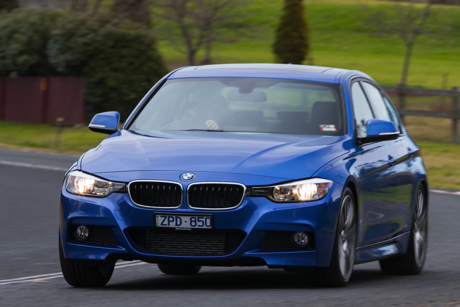 2014 BMW 316i M Sport Review by Car Advice - autoevolution1600 x 1066