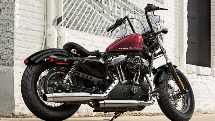 2015-harley-davidson-sportster-forty-eight-is-ready-to-turn-heads-photo-gallery-86258-7.jpg