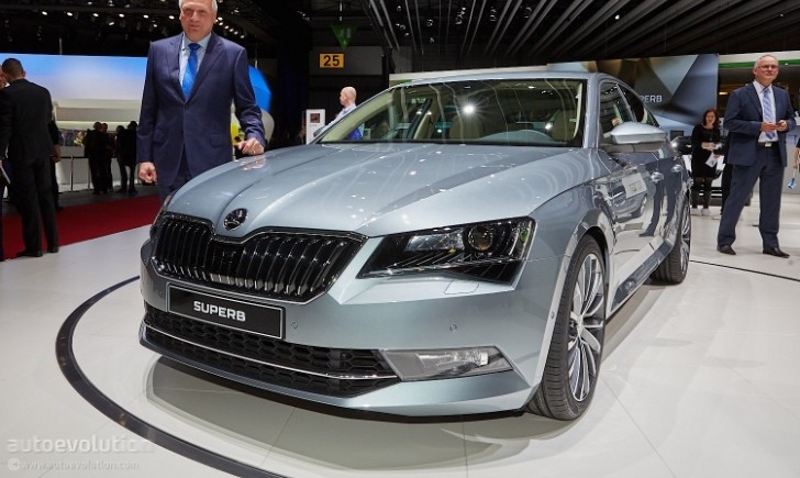 2015 Skoda Superb Is Bigger and More Luxurious at Geneva Debut - Live Photos