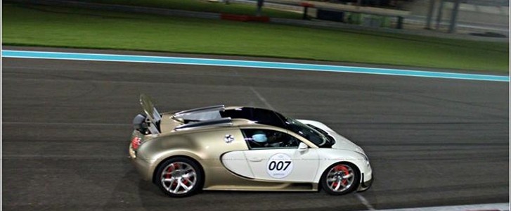 bugatti-veyron-with-red-hot-brake-discs-