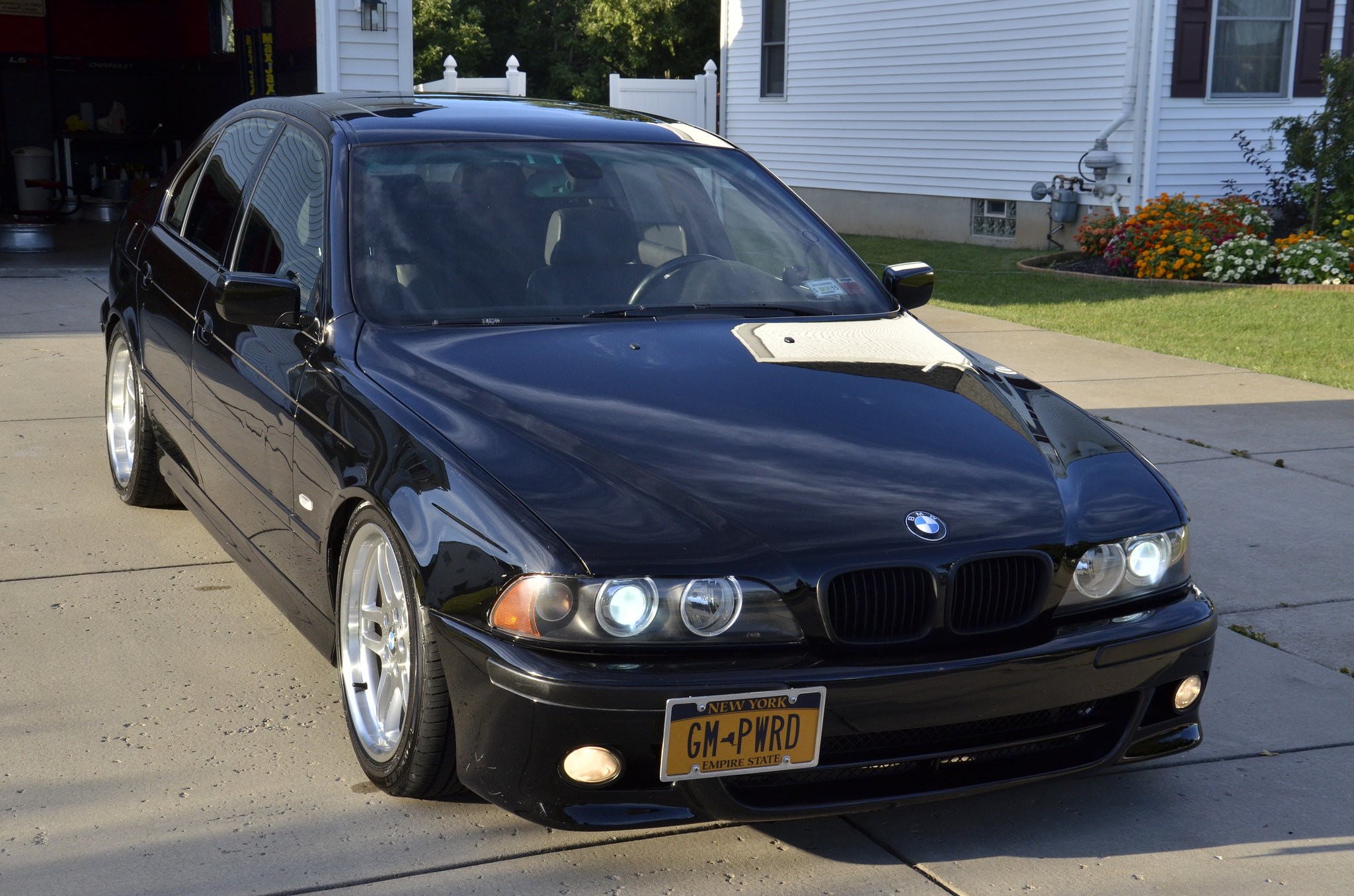 18,500 BMW E39 560i Is Tempting but Dangerously Cheap at