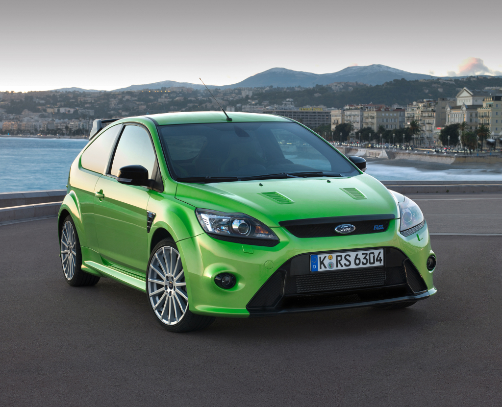 2009 ford focus rs full specifications released