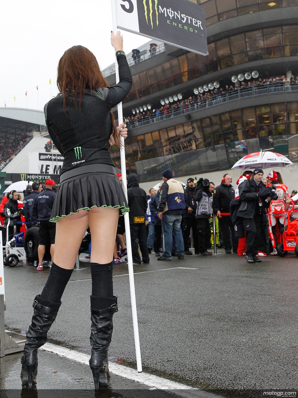 2013 MotoGP: Grid Girl for Marc Marquez Needed 4