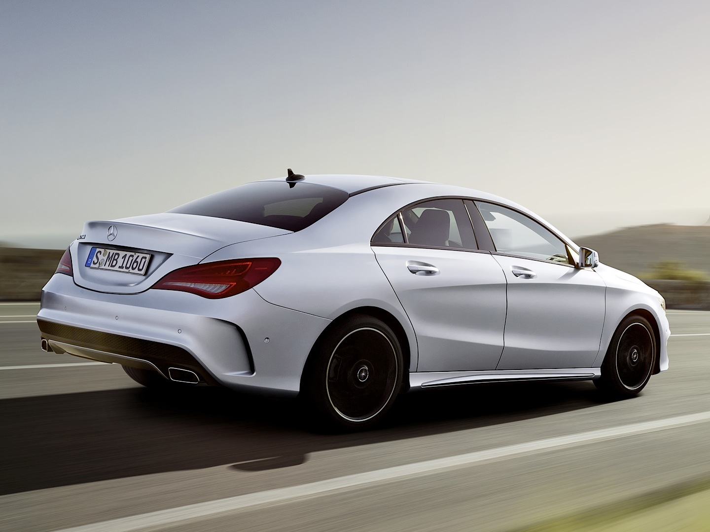 2014 Mercedes Benz Cla 250 Gets Rated By The Epa Autoevolution