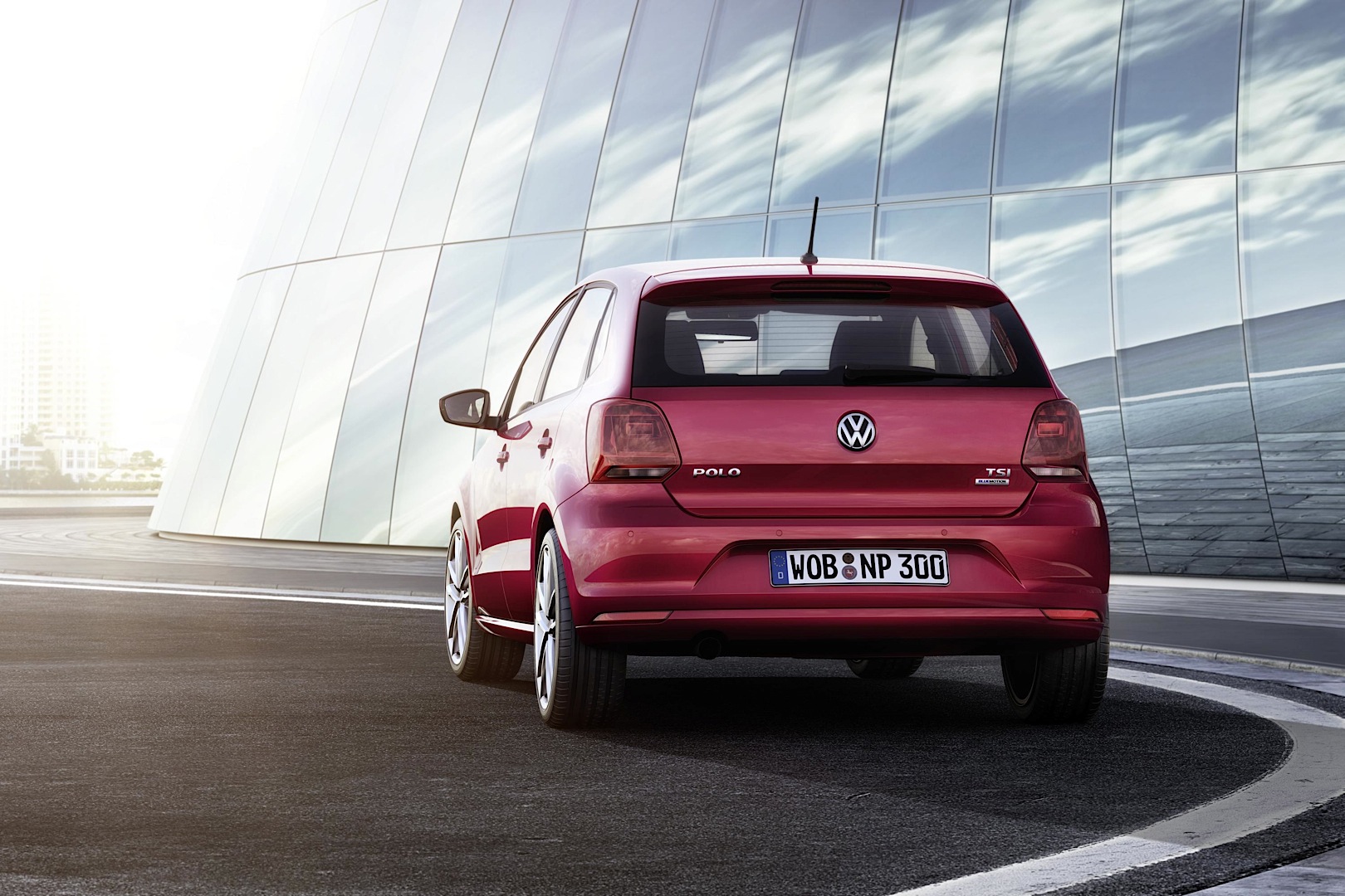 2014 Volkswagen Polo Facelift: Exterior Changes ...