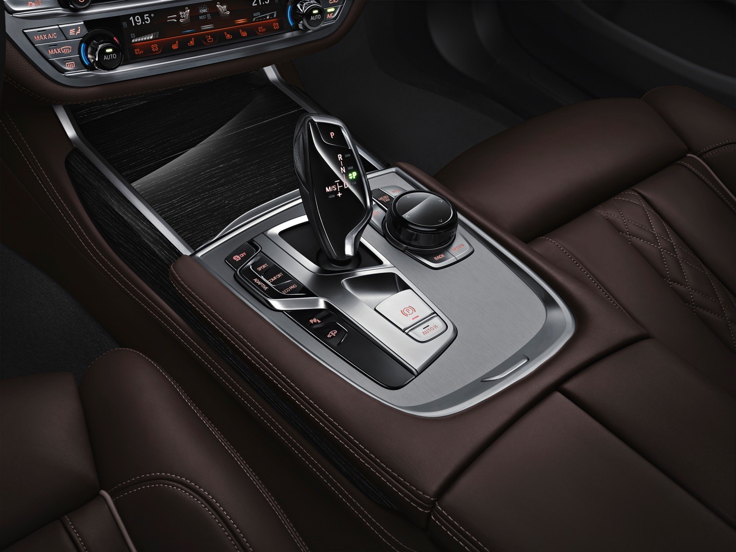 2016-bmw-7-series-finally-officially-unveiled-the-good-stuffs-inside-photo-gallery_118.jpg