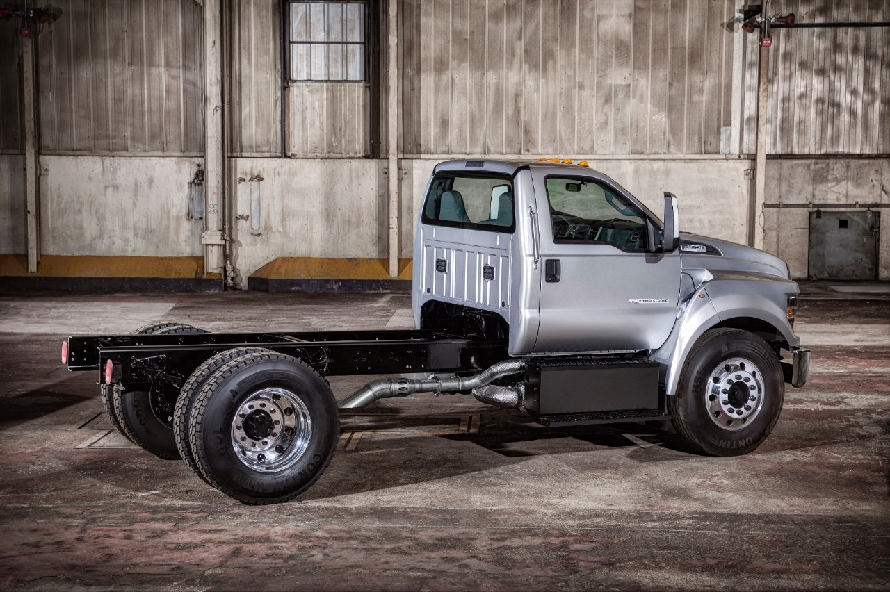 2016 Ford F-650/F-750 Super Duty Available This Summer