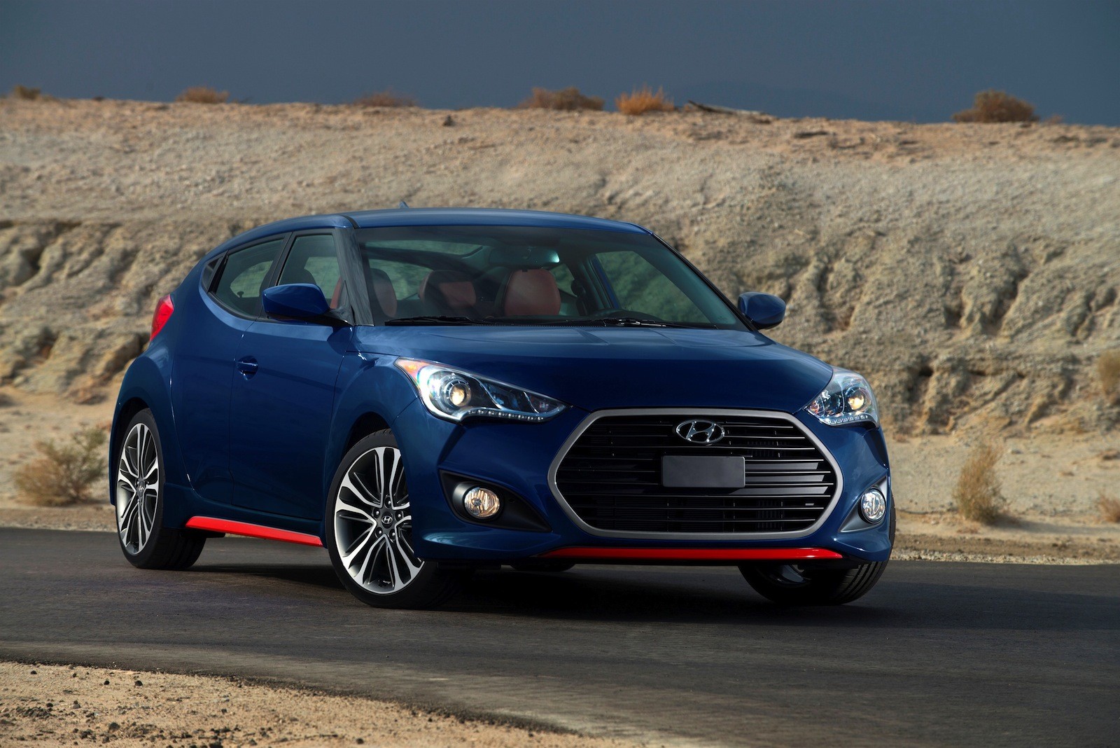 Lastcarnews: 2016 Hyundai Veloster and Veloster Turbo Unveiled With ...