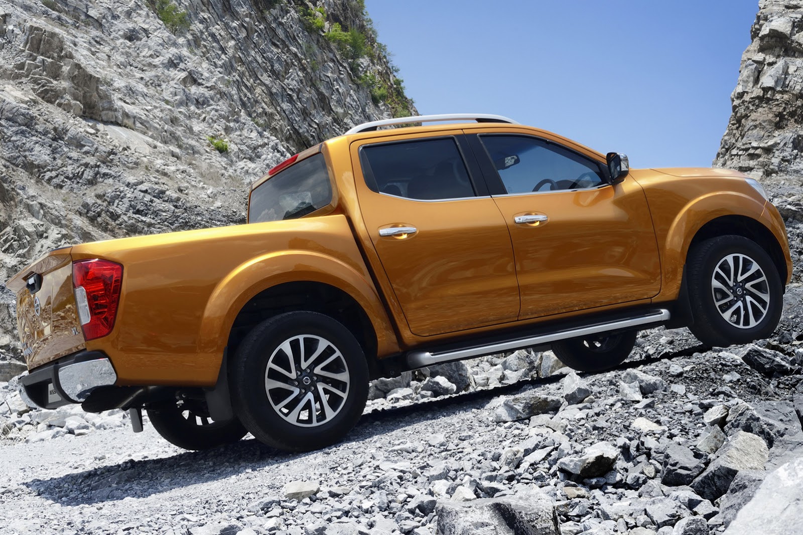 Confirmed for 2016, Will Be Based on Nissan Navara - autoevolution