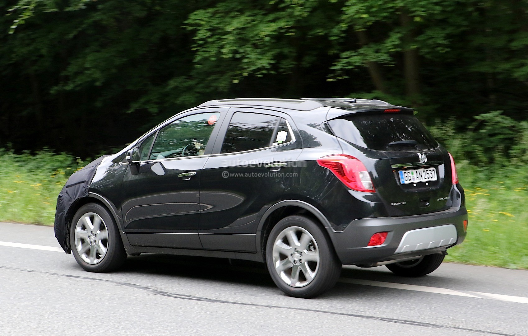 2017 Buick Encore Spied in Germany - Photo Gallery - autoevolution