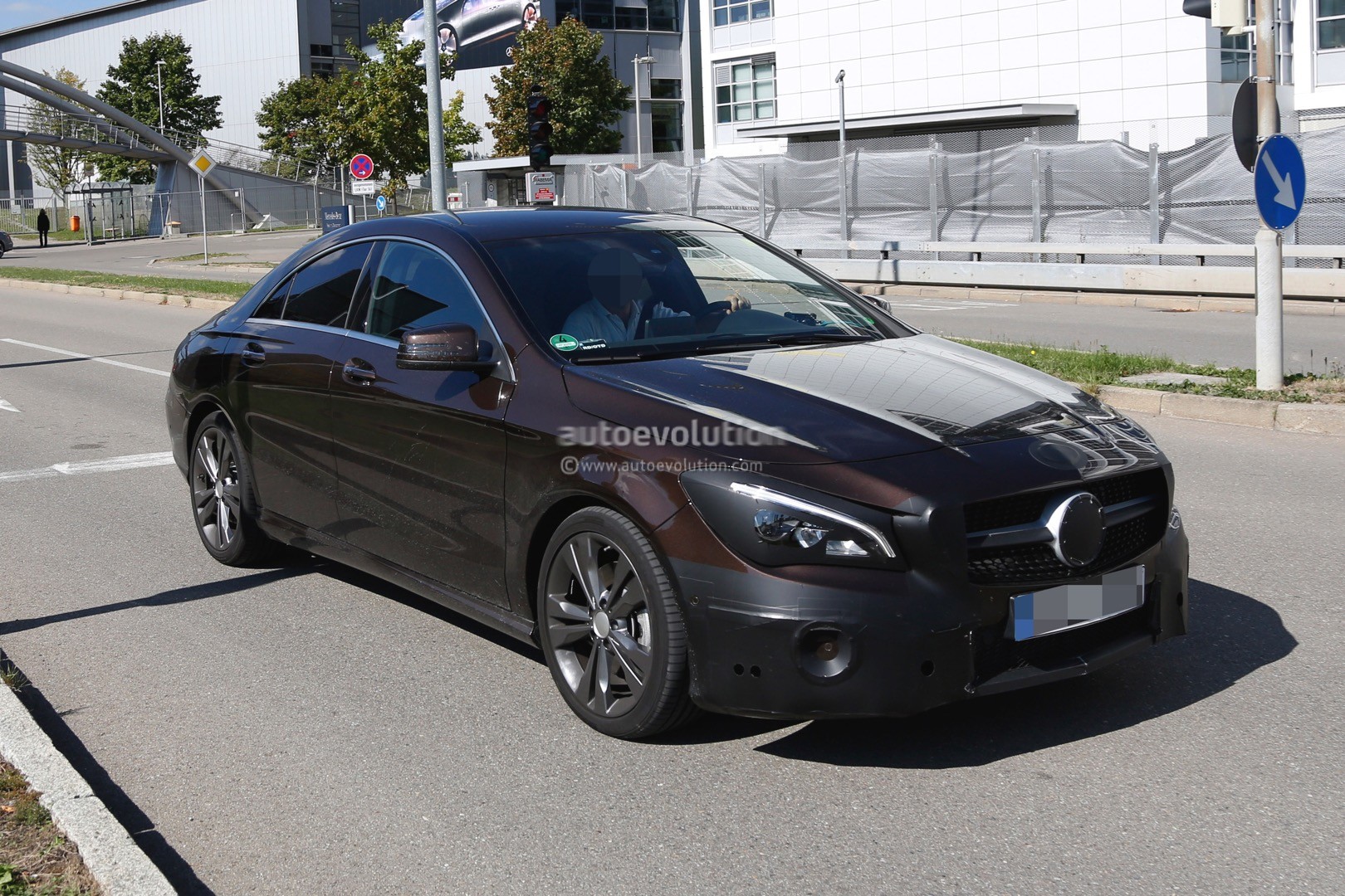 2017 Mercedes-Benz CLA-Class Facelift Spied with Minimal Camouflage ...