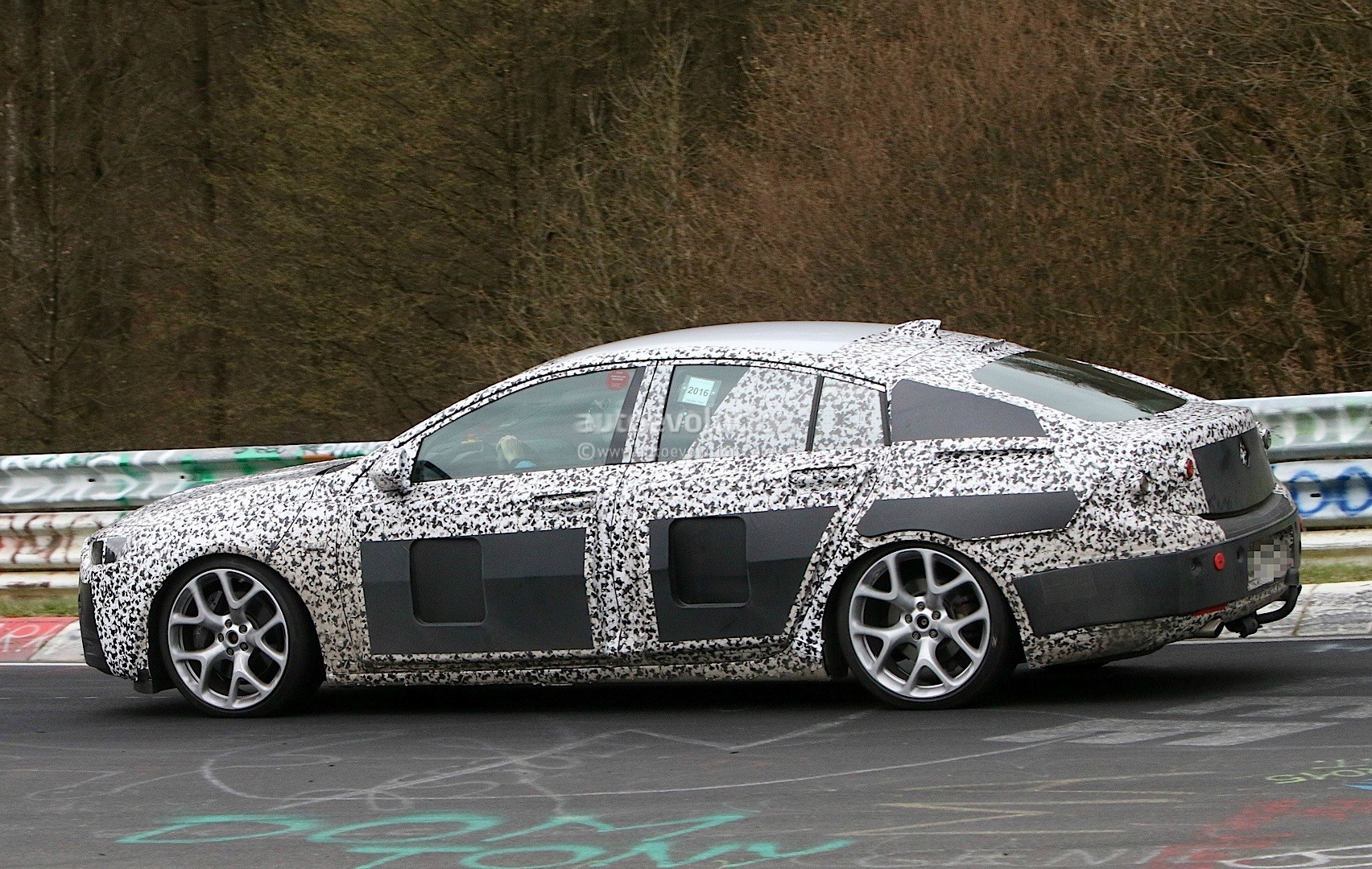 2017 Opel Insignia Stretches Its Legs On the Nurburgring Nordschleife ...