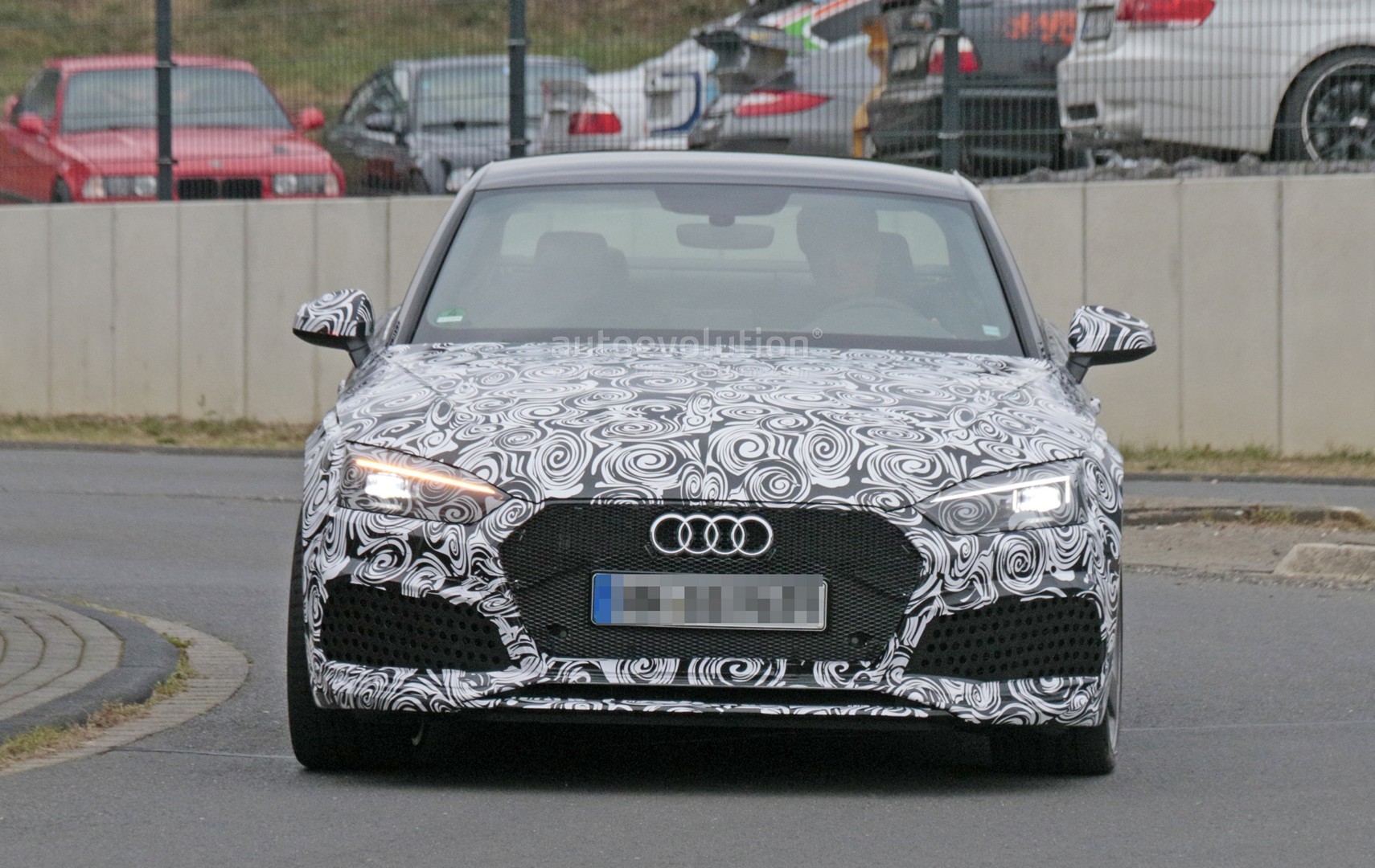 [Imagen: 2018-audi-rs5-coupe-spied-with-productio...ime_13.jpg]
