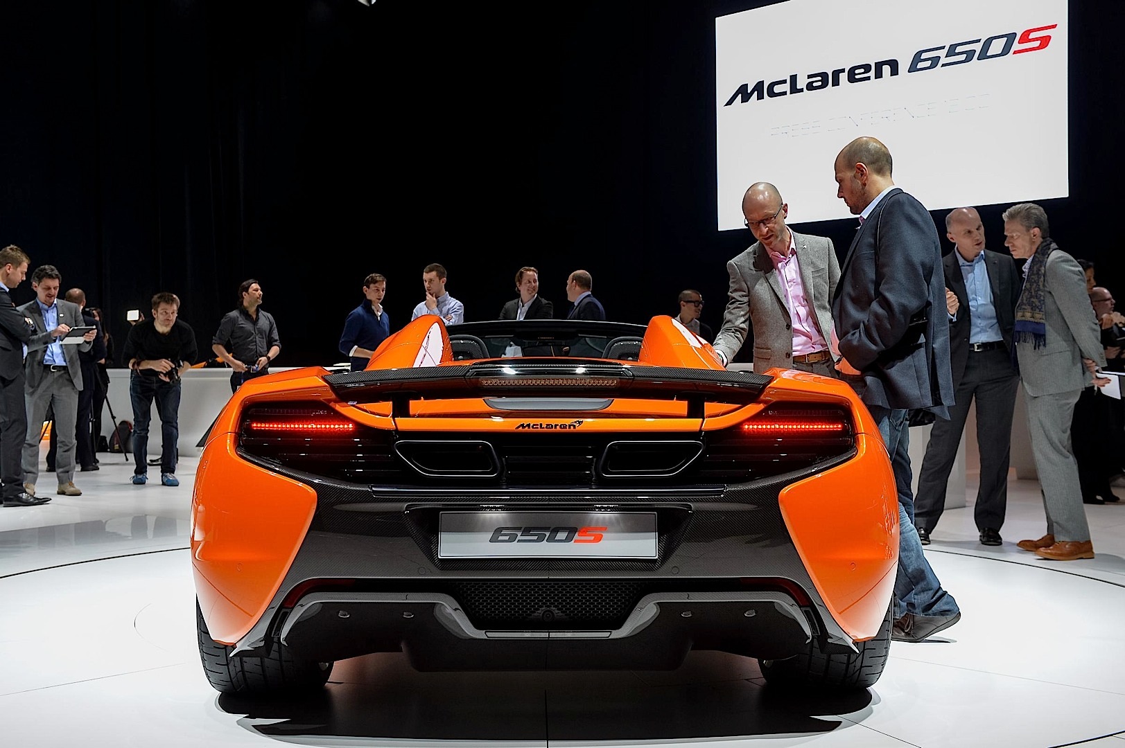 McLaren MP4-12C Gets 1,600 Orders So Far - autoevolution