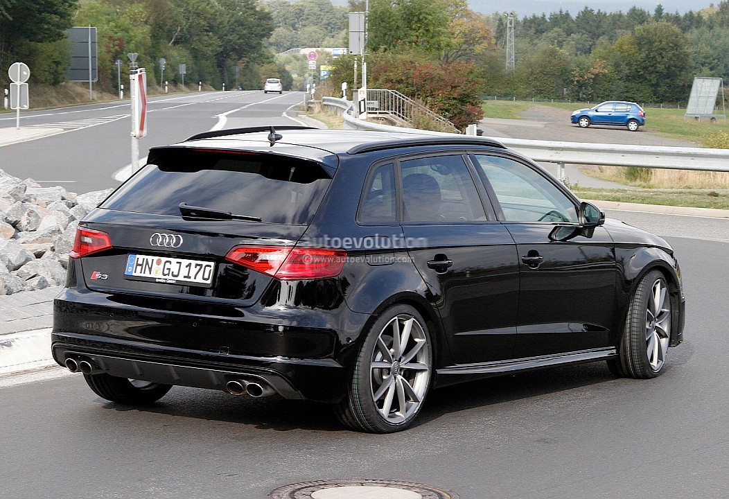 2014 - [Audi] RS3 Spyshots-2015-audi-rs3-test-mule-720p-7