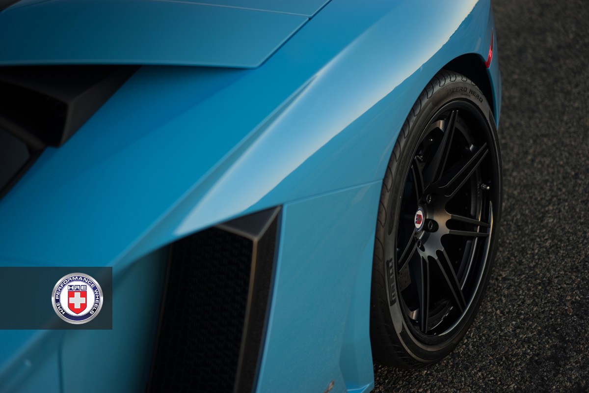 Lamborghini Aventador на матовых дисках HRE RS101