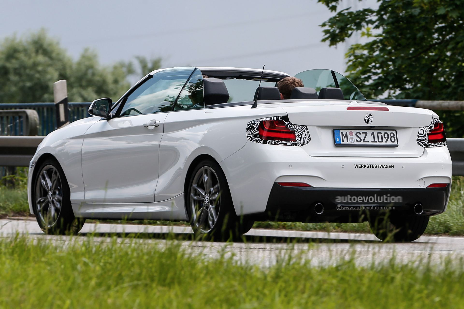 BMW 2 Series Convertible Spied Virtually Undisguised - autoevolution