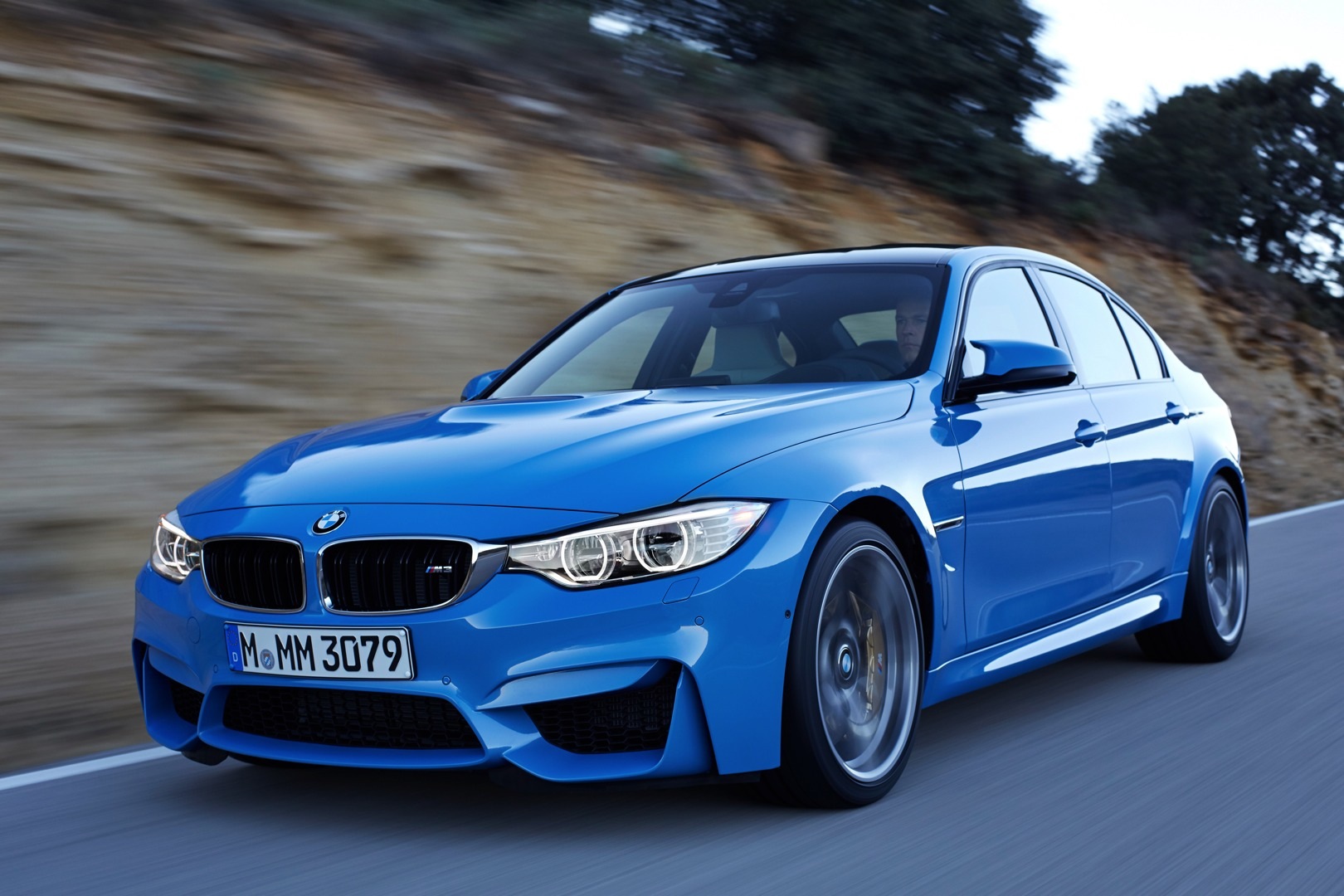 bmw-m3-sedan-and-m4-coupe-officially-unveiled-photo-gallery_5.jpg