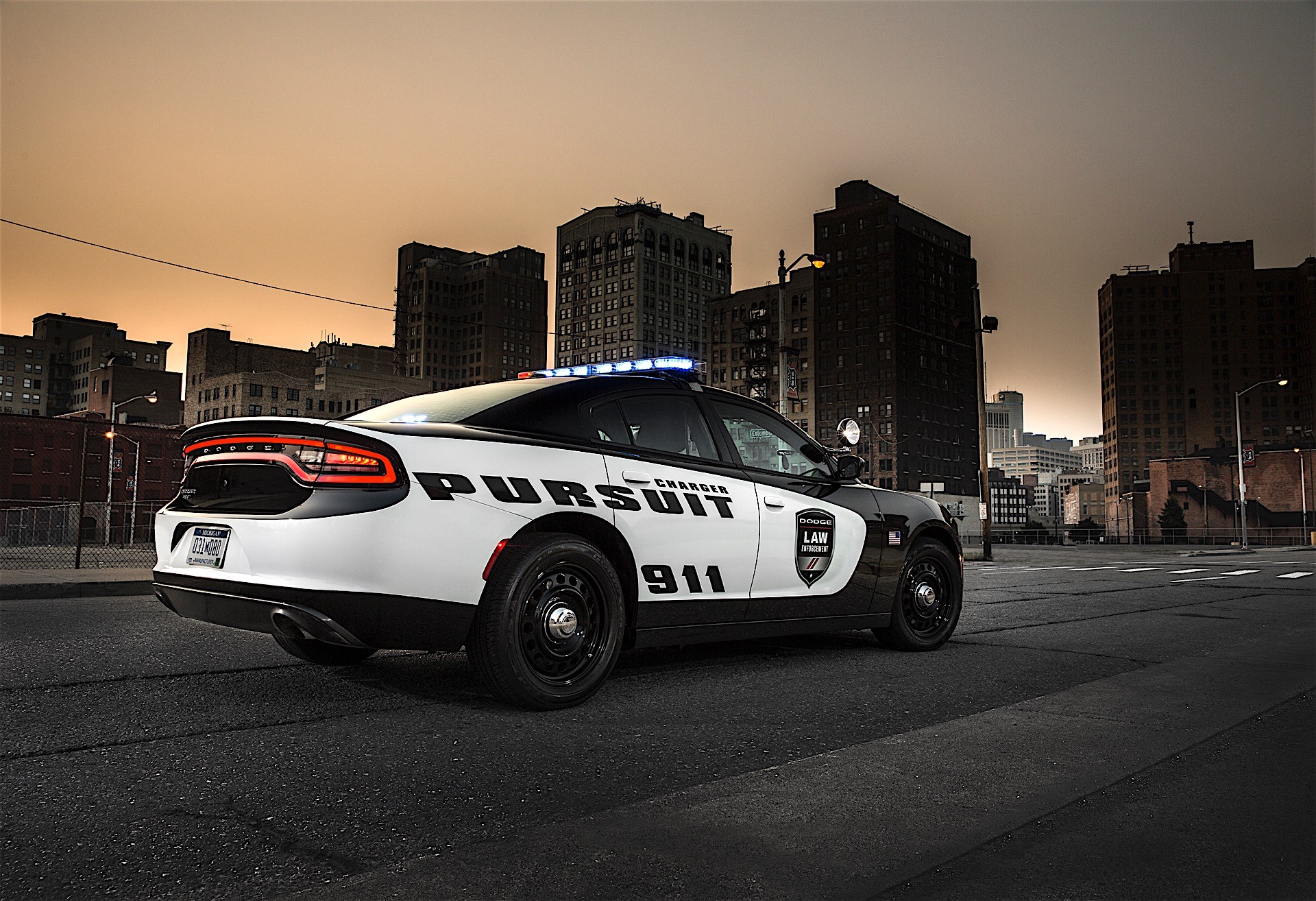 California Highway Patrol Introduces Fleet of Dodge Charger Pursuit