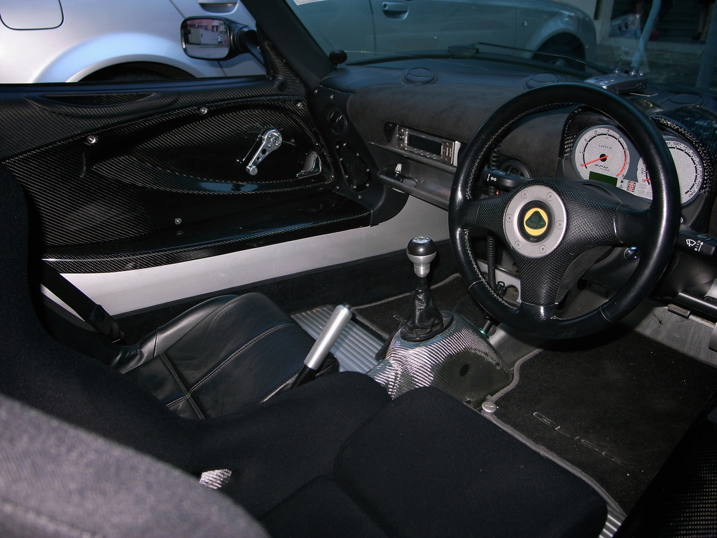 Carbon Fiber Lotus Elise Takes Six Months to Build - autoevolution
