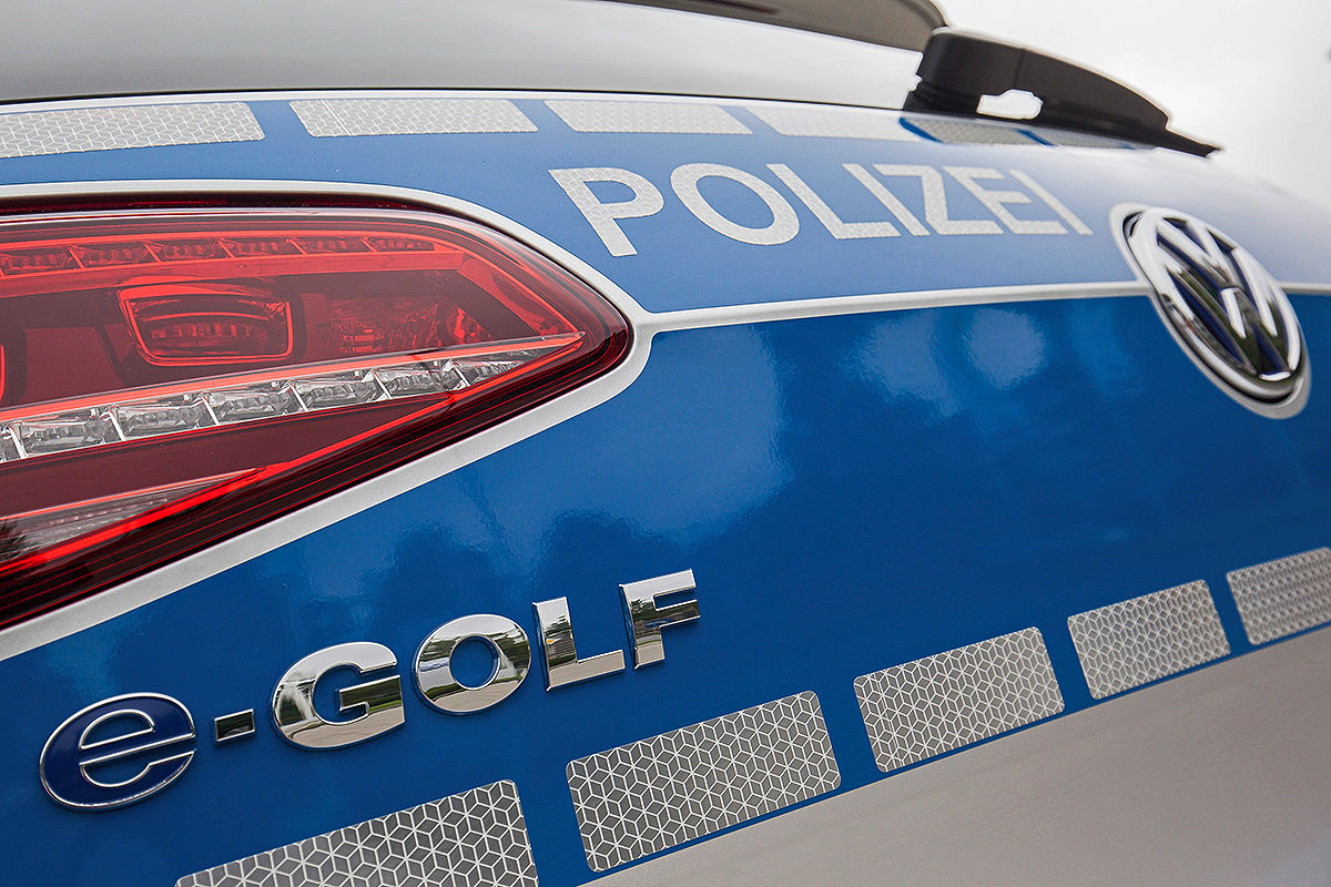 Фото | Полицейский Volkswagen e-Golf
