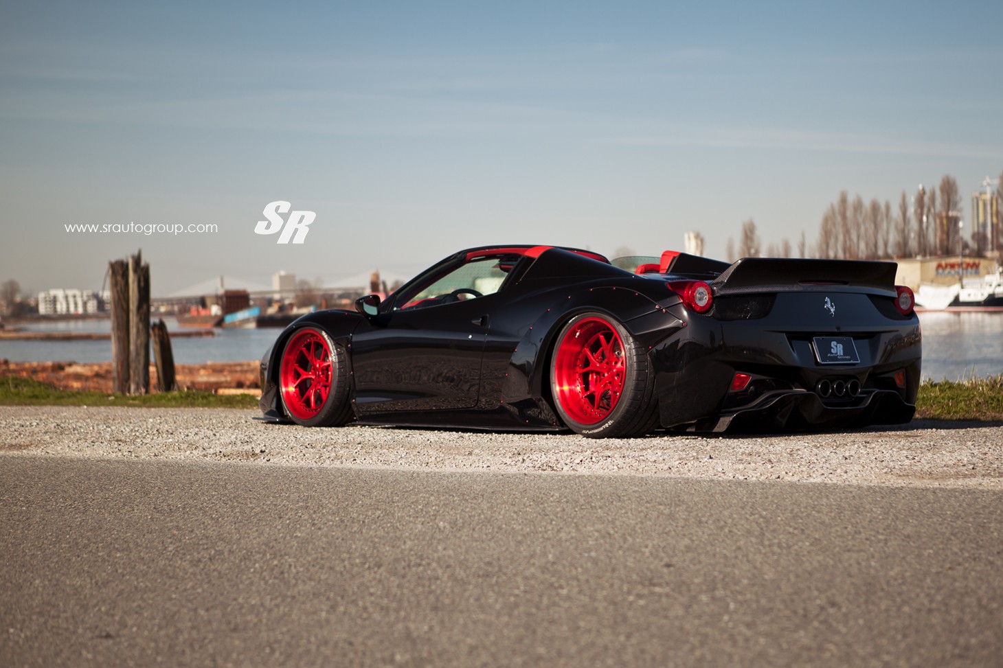 ferrari-458-spider-with-liberty-walk-kit-is-total-eye-candy-photo-gallery_21.jpg