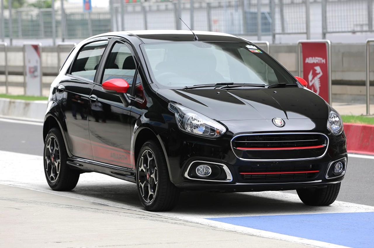 2015 Fiat Abarth Punto Launches in India with 145 HP Turbo 