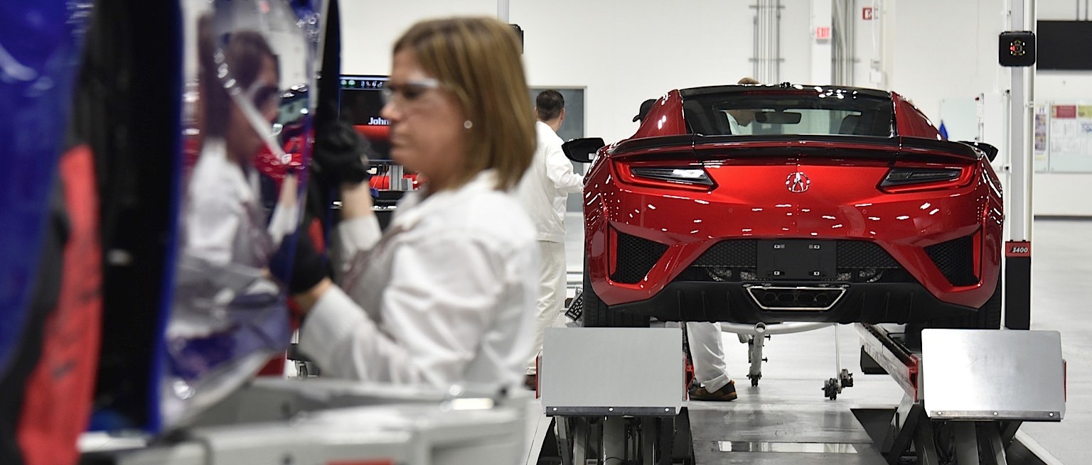how-the-2017-acura-nsx-is-made_25.jpg