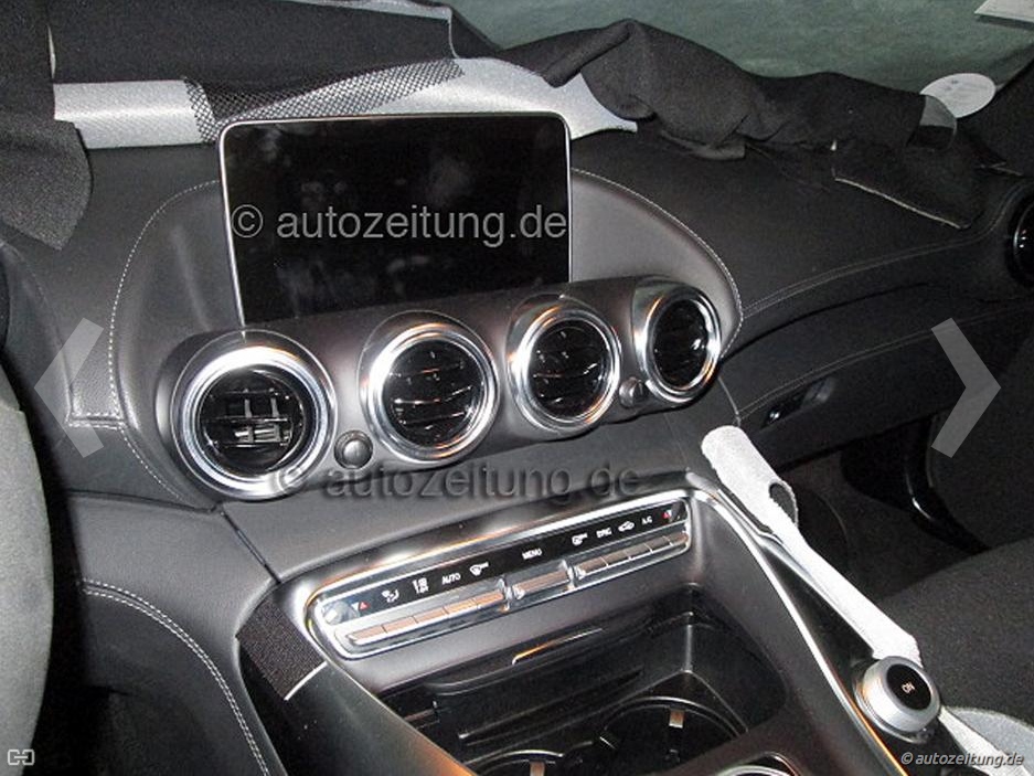 Flagra: fotos do interior da nova AMG GT (ou SLC) Mercedes-benz-amg-gt-c190-interior-spied-in-germany_1