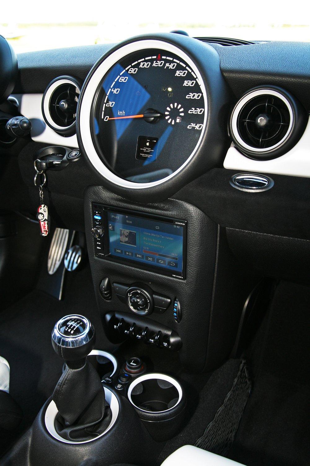Mac Audio MINI Clubman Cooper S Demo Car autoevolution