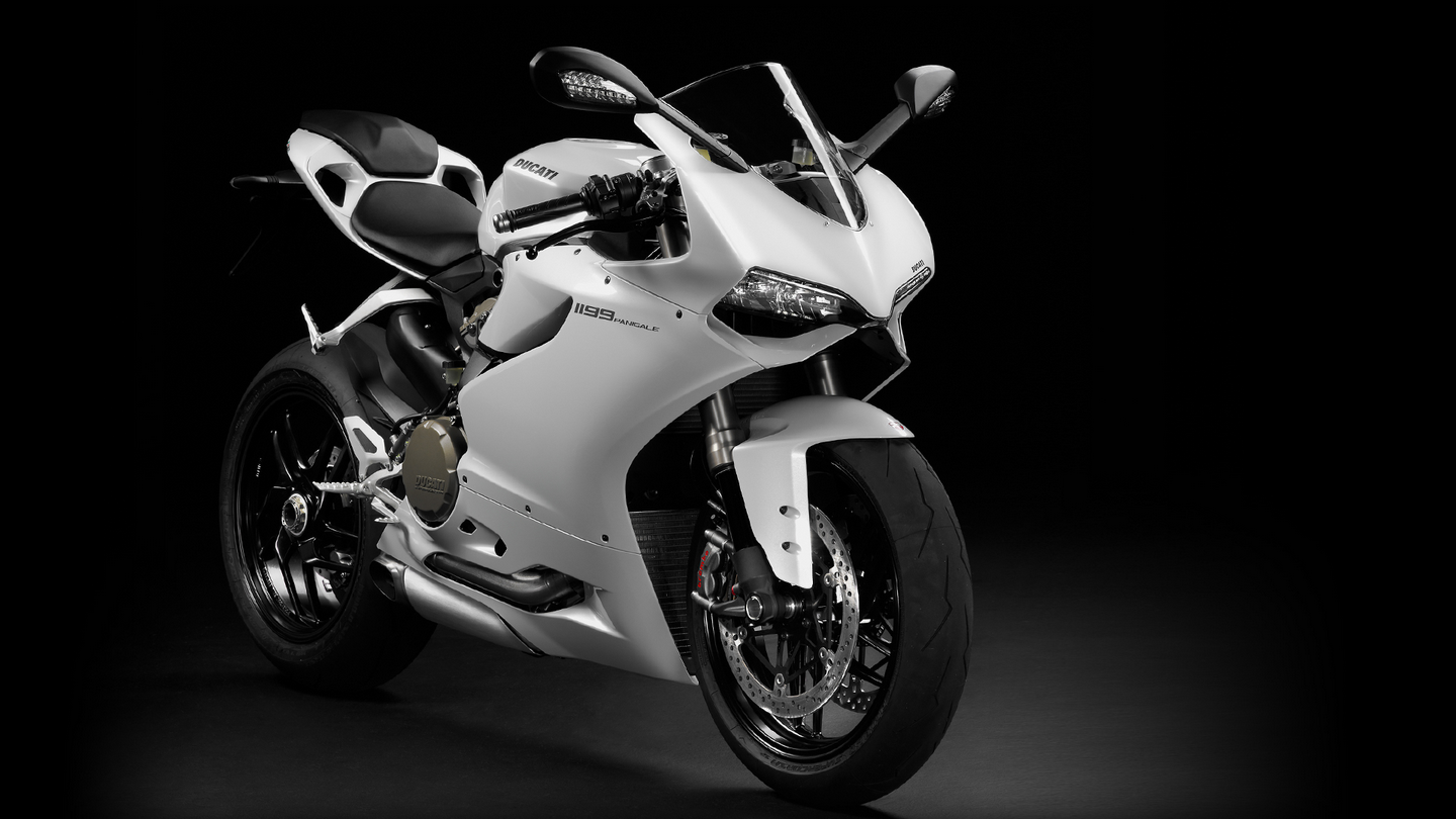 new-colors-for-ducati-1199-panigale-photo-gallery_1.png