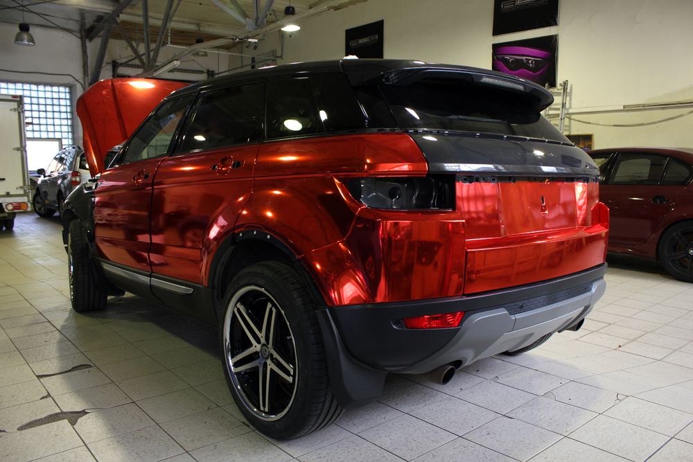 range-rover-evoque-gets-the-red-chrome-treatment-in-russia_1