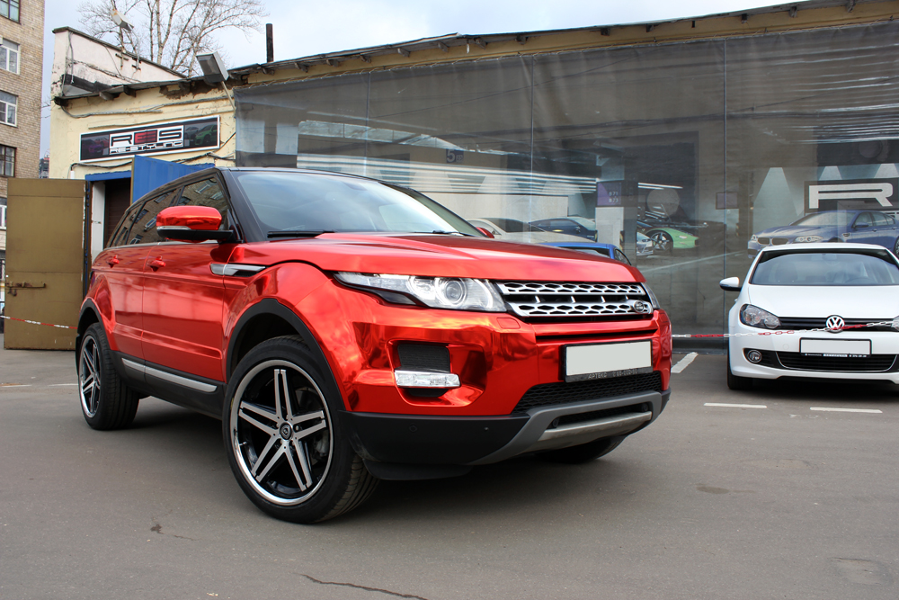 range-rover-evoque-gets-the-red-chrome-treatment-in-russia_4