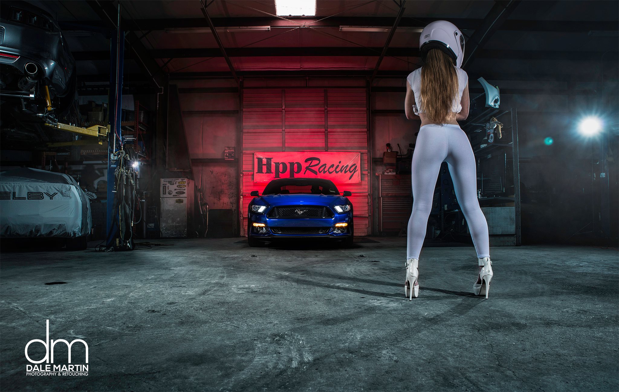 The Stig's Wife Checks Out a 2015 Ford Mustang - autoevolution