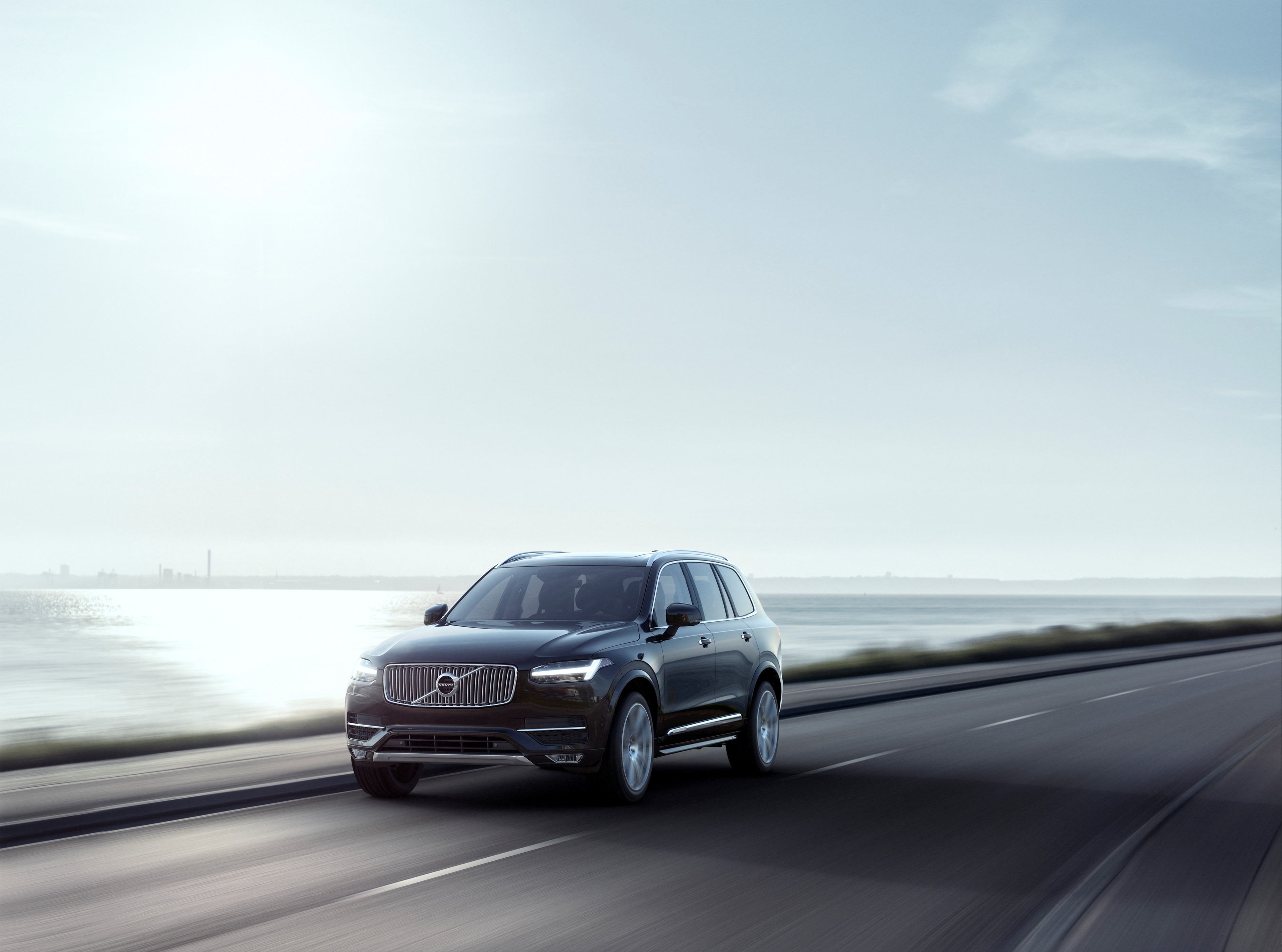 Volvo Cars and Autoliv Partner Up for Self-Driving Car Trials that Are ...