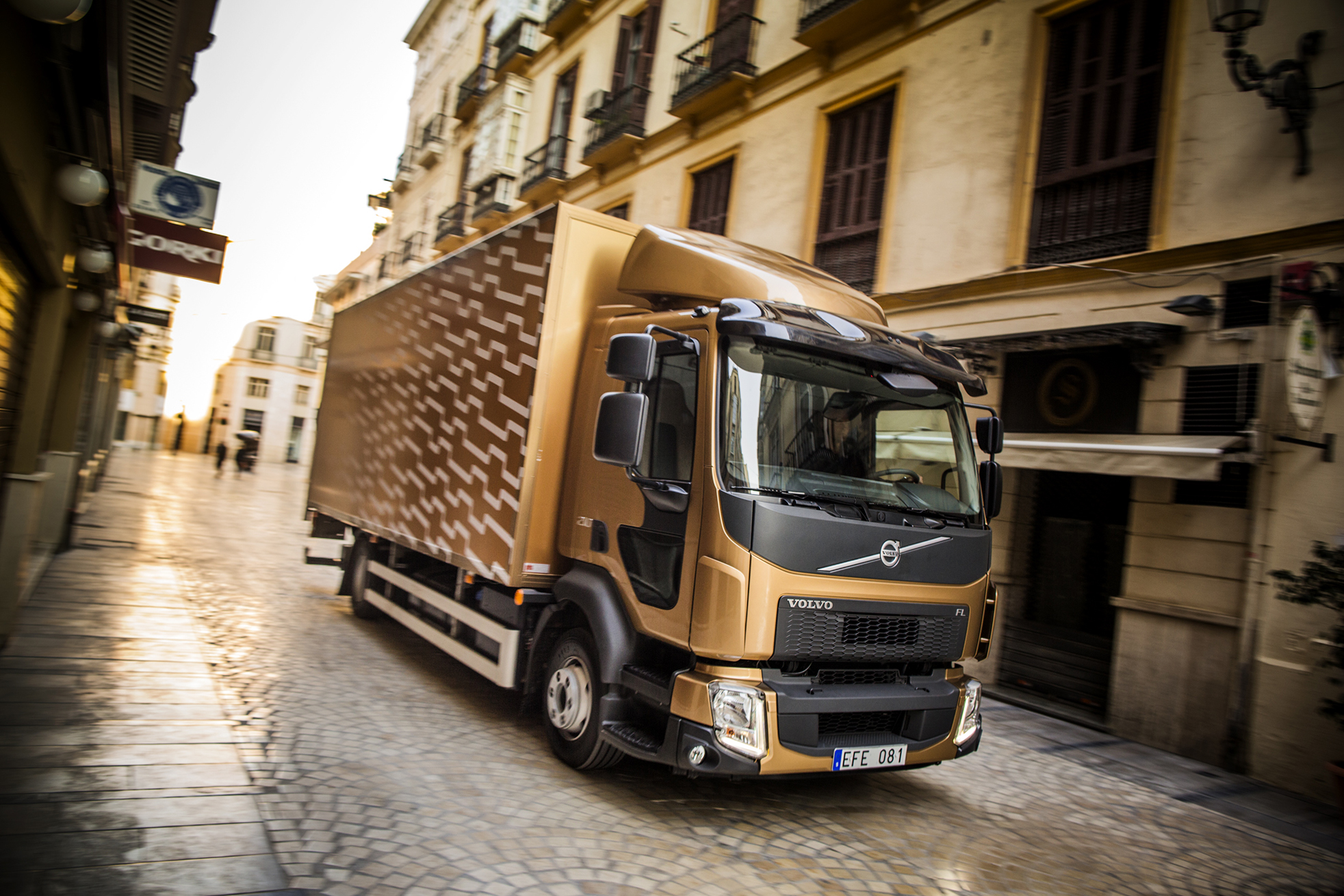 Volvo Trucks Launches New FL and FE [Video] autoevolution