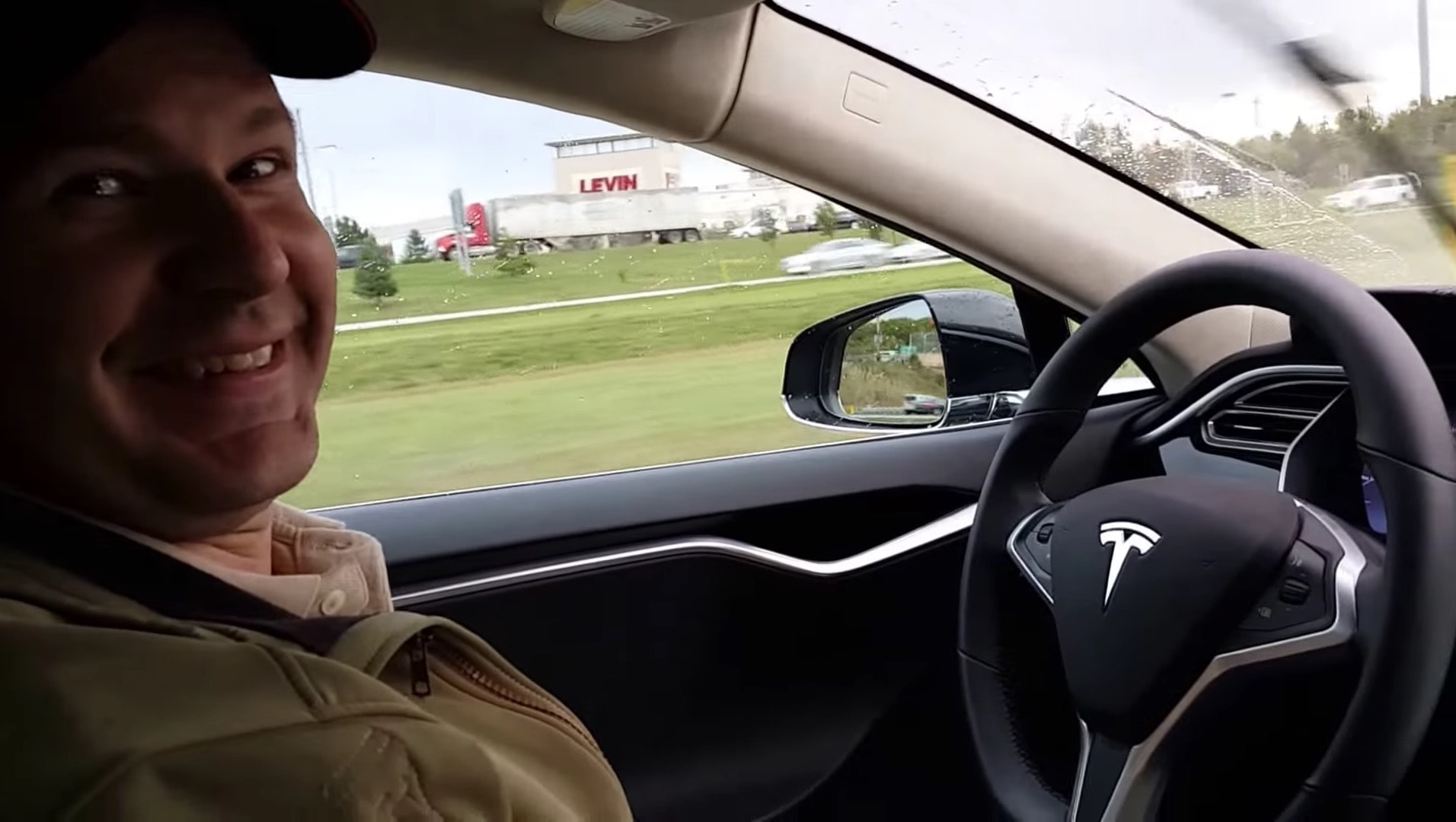 Germany says Tesla should not use 'Autopilot' in advertising