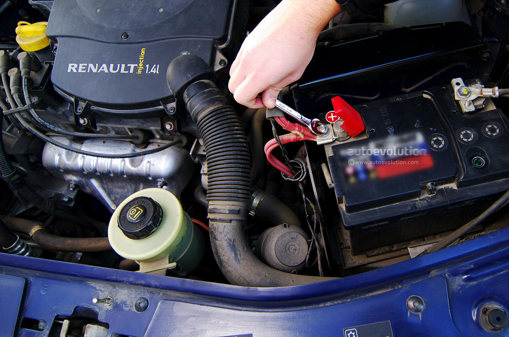 Replacing a bmw car battery