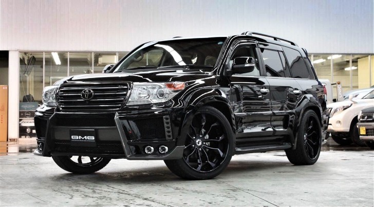 Land Cruiser 200 Gets GMG88 Widebody Kit and Forgiato Wheels [Photo Gallery]
