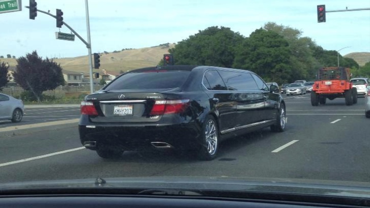  - lexus-stretch-limo-spotted-near-san-francisco-59533-7