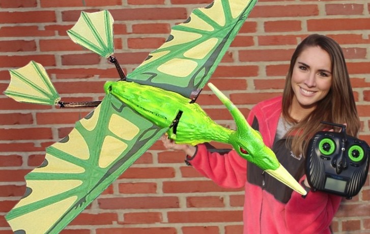 RC Flying Pterodactyl Drone Brings Back Dinosaurs, Sort Of - autoevolution