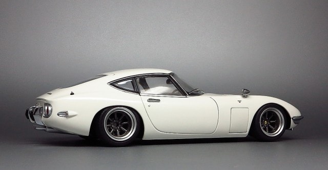 stanced-toyota-2000gt-is-a-cool-diecast-63107_1.jpg