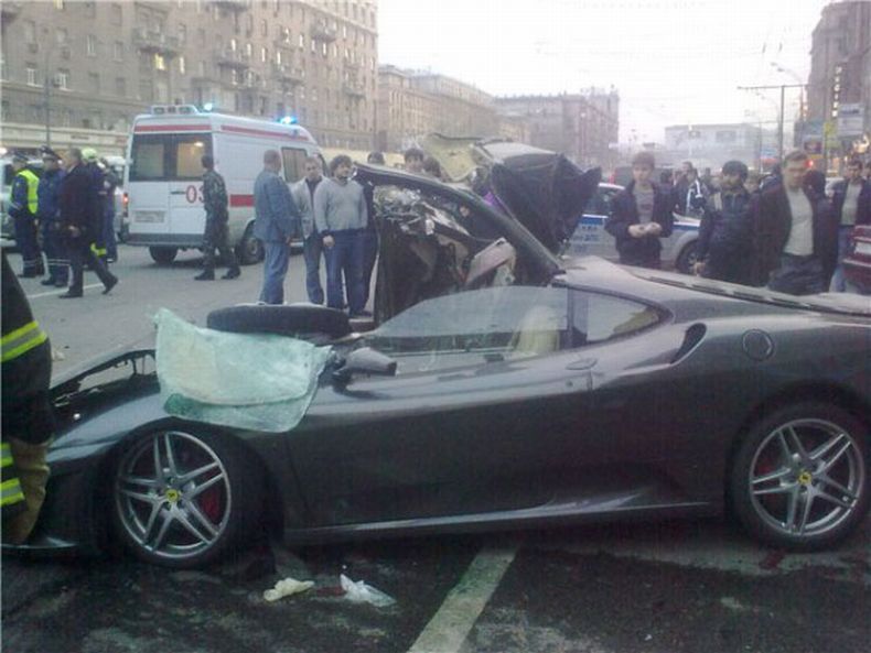 Teenage Sons Of Russian Bankers Crash A Ferrari F430 Autoevolution