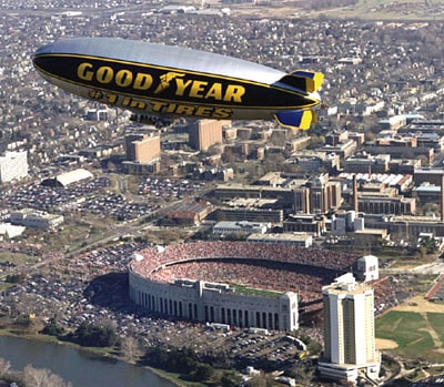 [Image: the-goodyear-blimp-from-marketing-to-mil...1291_4.jpg]