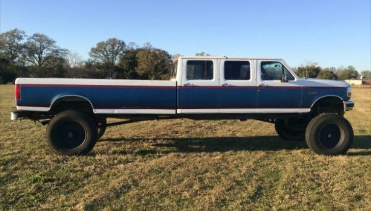 This 6-Door 1992 Ford F-350 with an 11-foot Extended Bed Is Up for Sale 